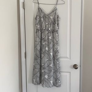 Size Medium Mid Dress